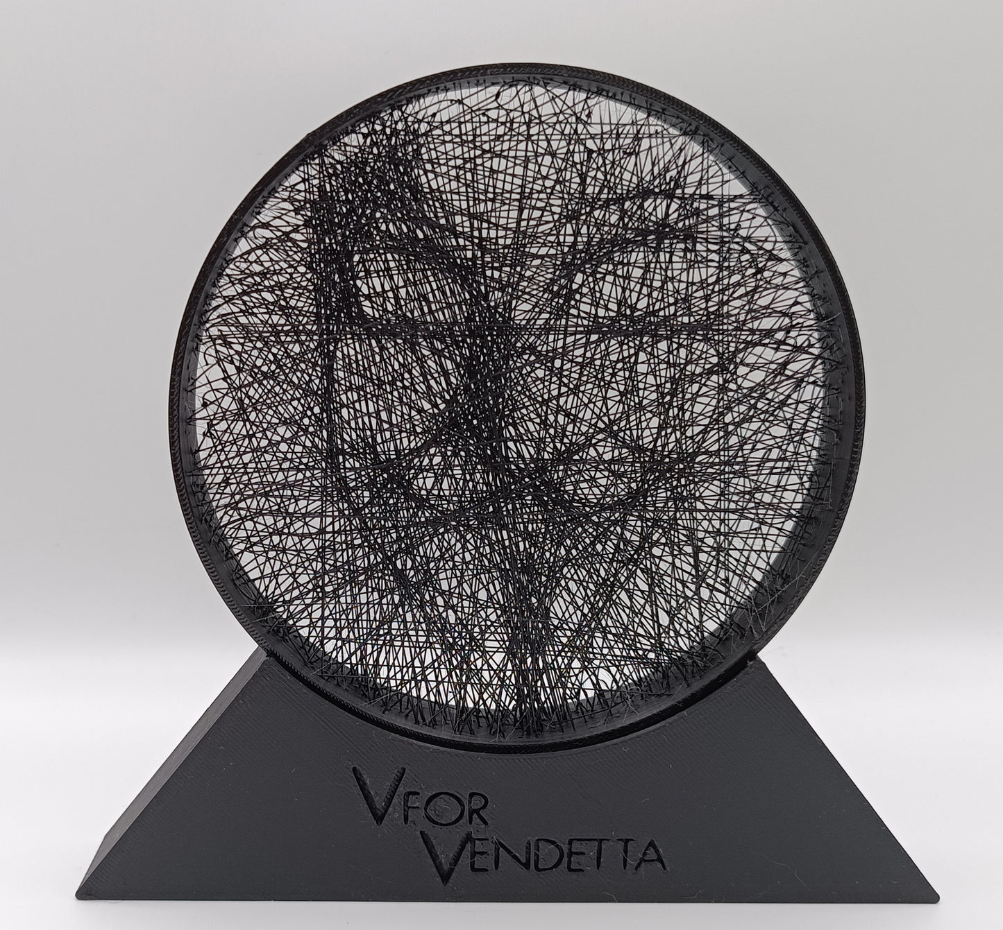 V per Vendetta - Guy Fawkes Mask String Art - 3D Print-Made
