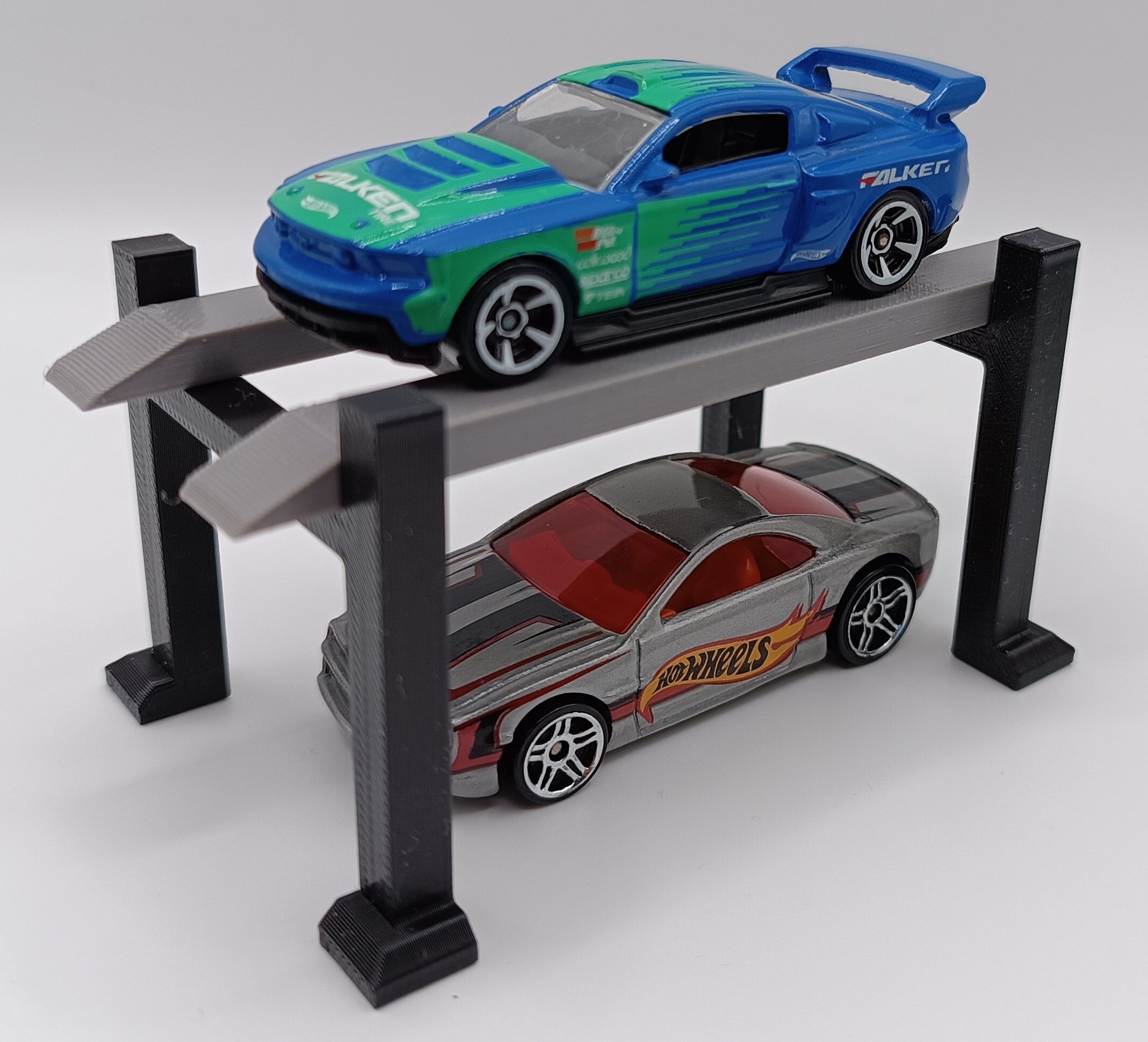 Espositore Auto Modellismo Ponte Sollevatore Scala 1:64