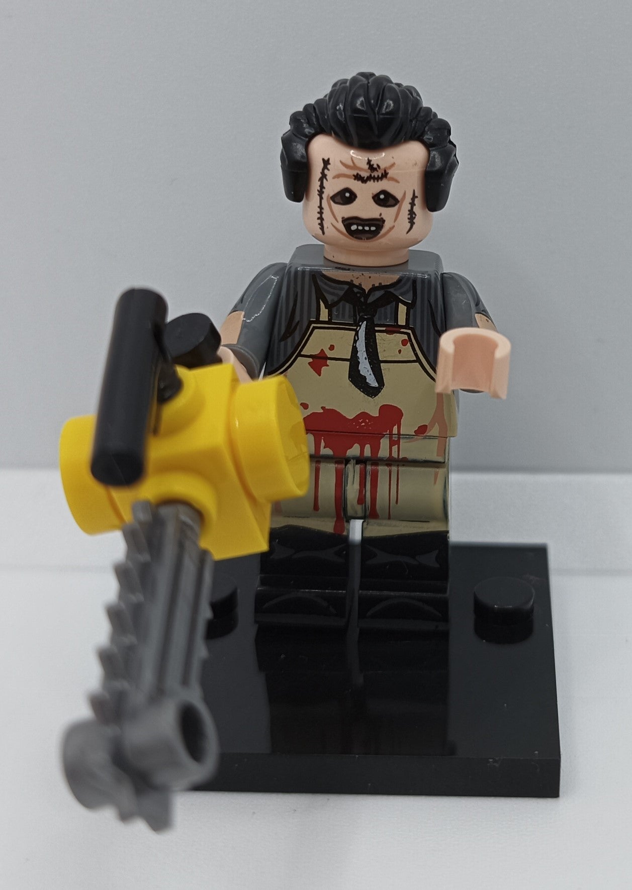 Cinema Horror - Leatherface SEALED