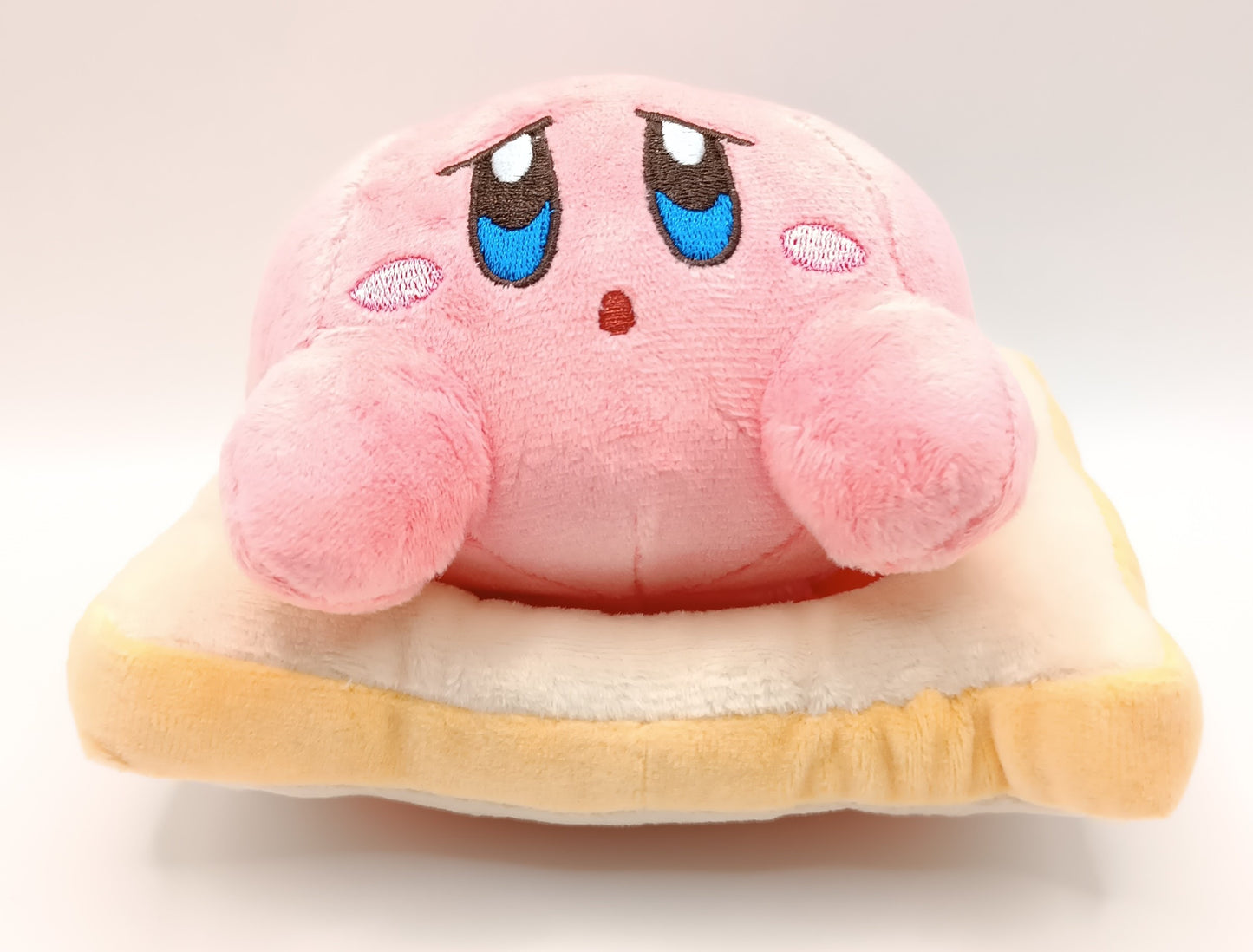 Peluche Kirby in a Toast - Takara Tomy JAP NEW