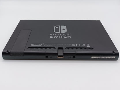 Lotto Console Nintendo Switch + Accessori + 4 Joycon e 1 Controller