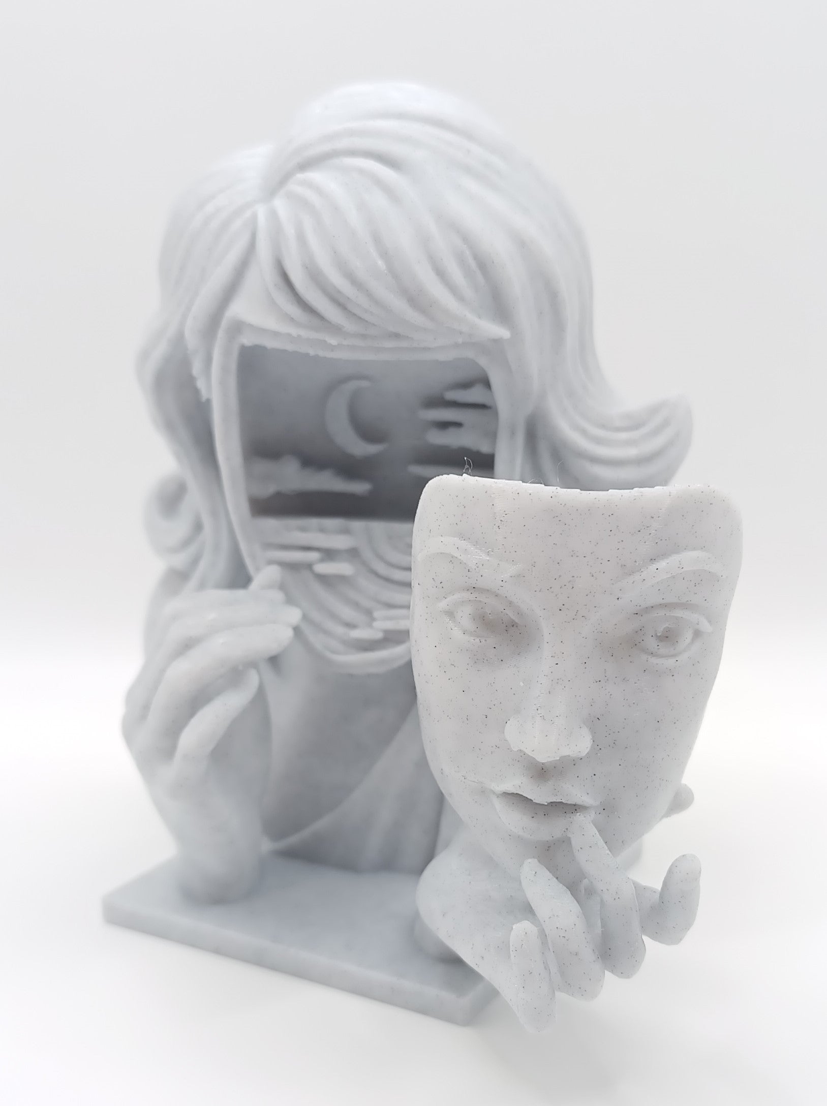 Busto Surrealista Donna con Maschera
