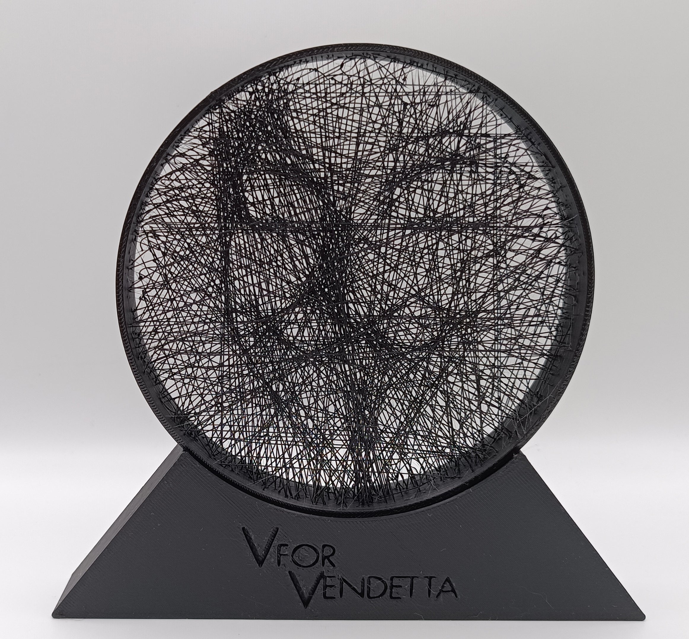 V per Vendetta - Guy Fawkes Mask String Art - 3D Print-Made